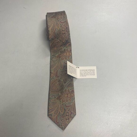 JoS.A.BANK Signature Collection Gray Gold Paisley Silk Tie New With Tags - Picture 10 of 11